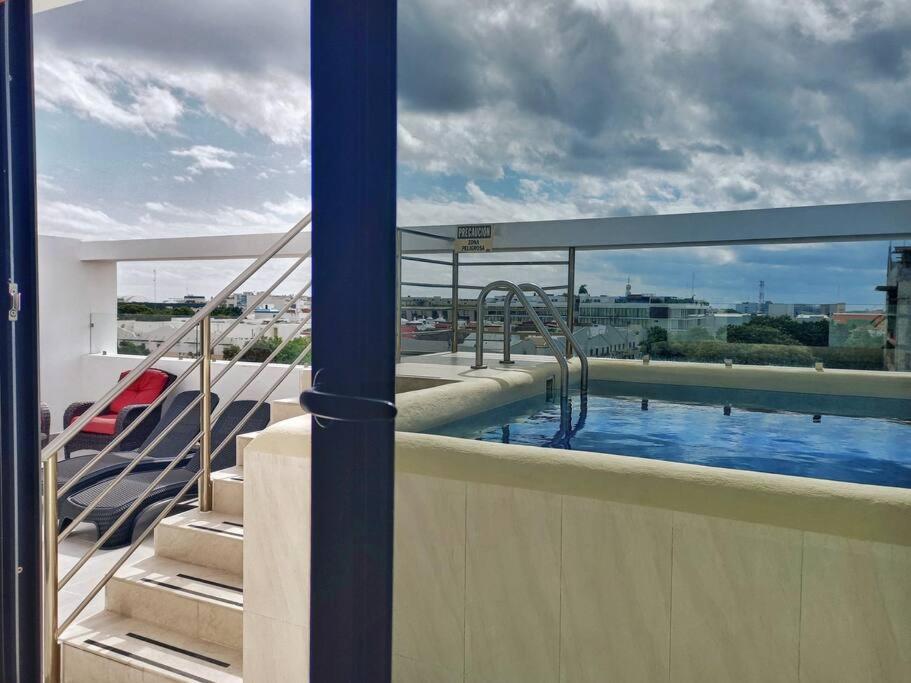 Vip! Pent-house With Your Private Pool & Chairs 2 Bedrooms